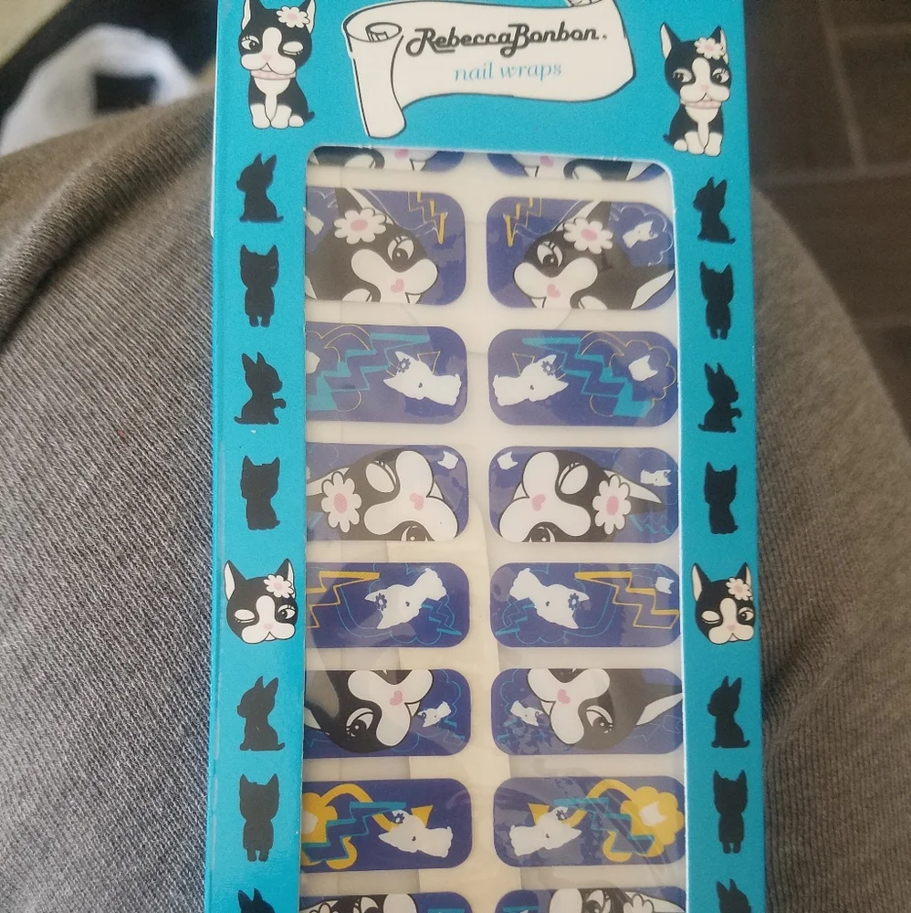 New adorable Rebecca Bonbon Bulldog nail wraps